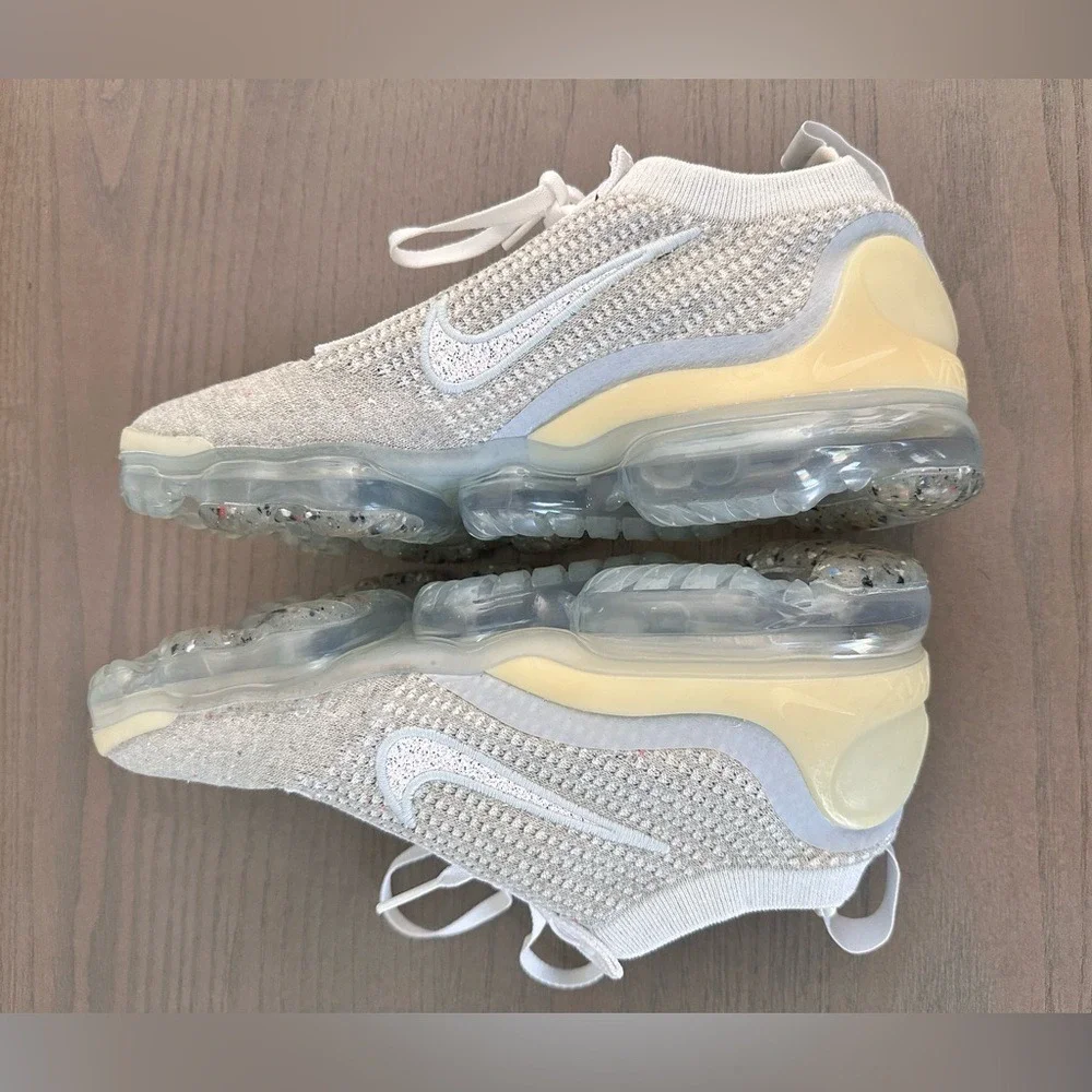 Nike Air VaporMax Flyknit White‎ Pure Platinum 9.5